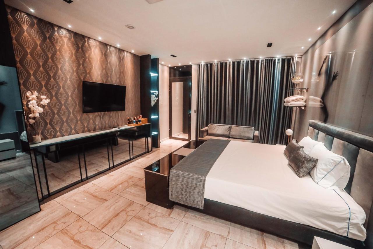 1million Luxury *