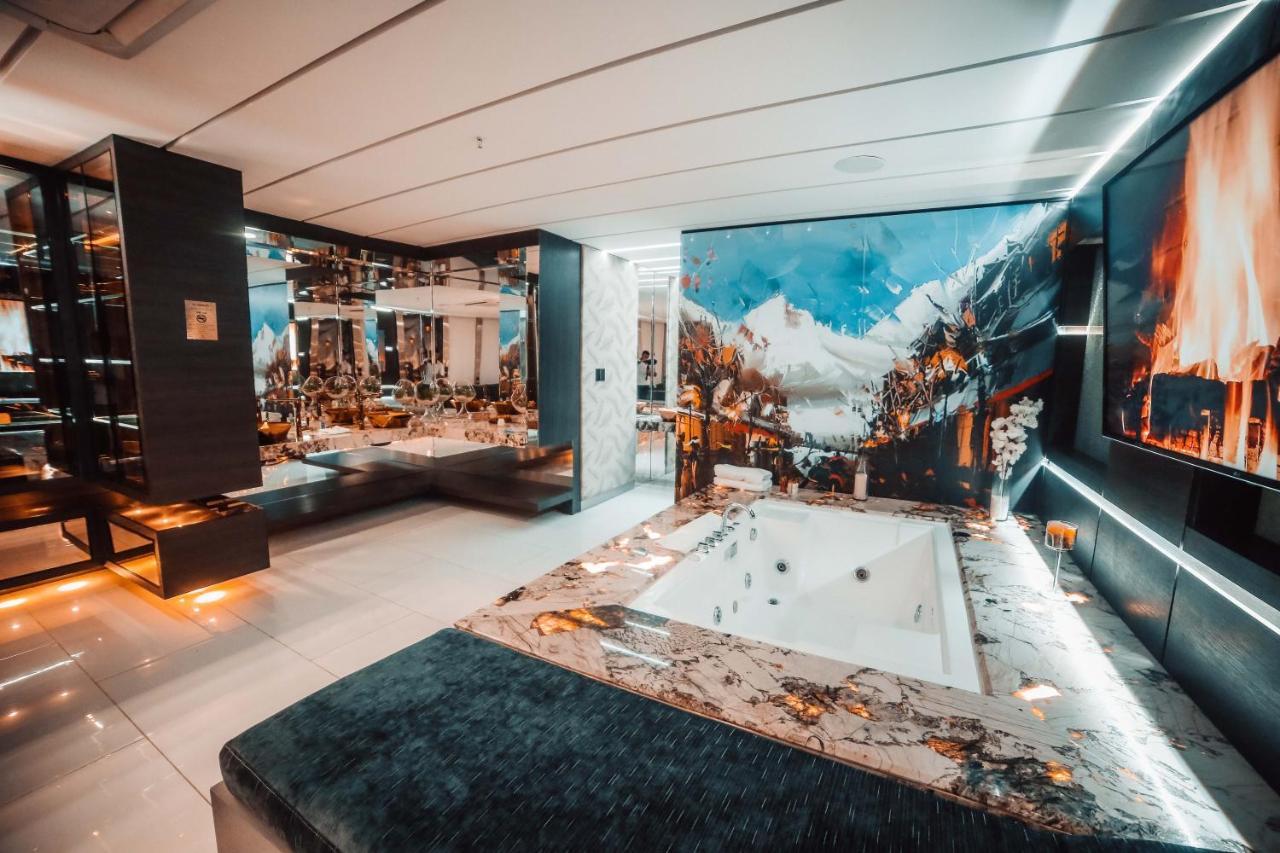 1million Luxury *