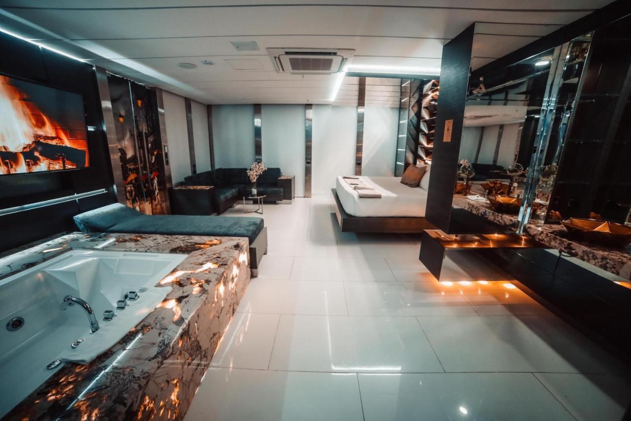 1million Luxury Medellin
