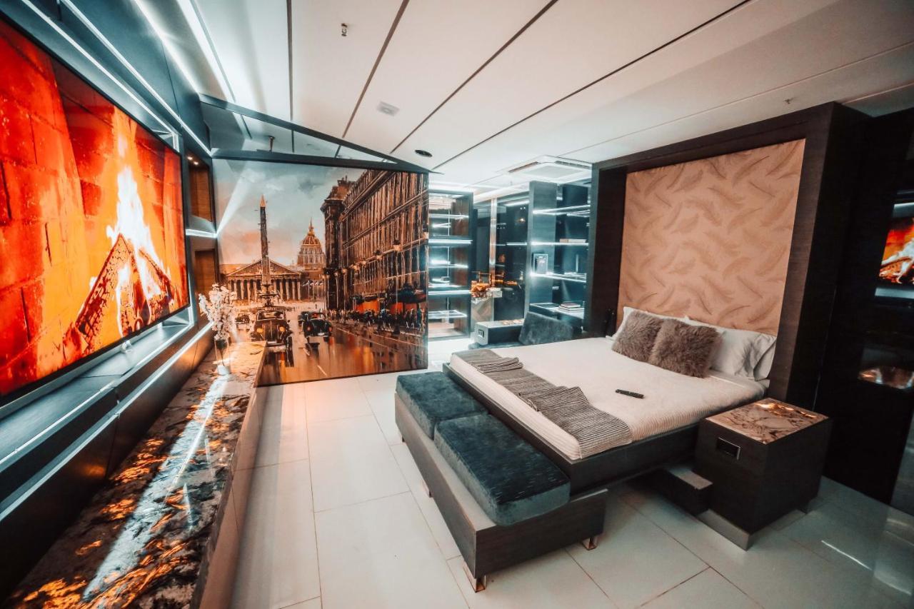 1million Luxury Apartment Medellin